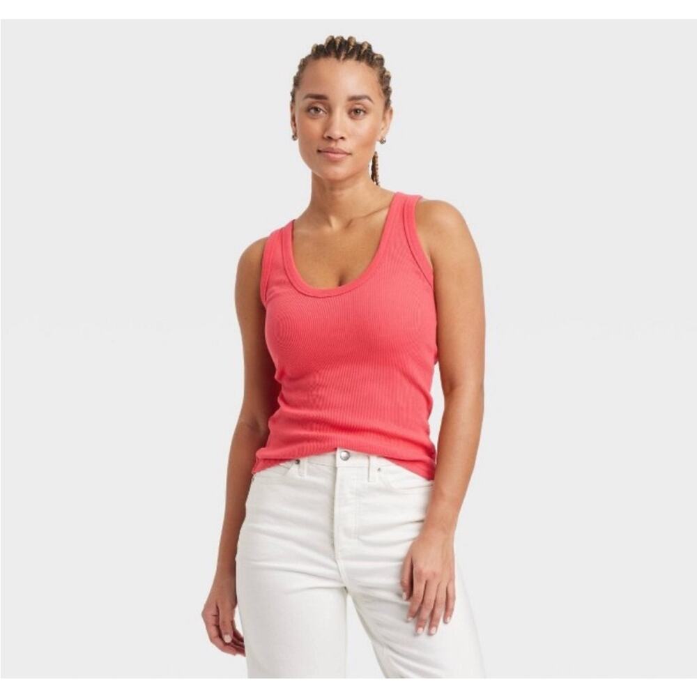 Blazing coral tank top